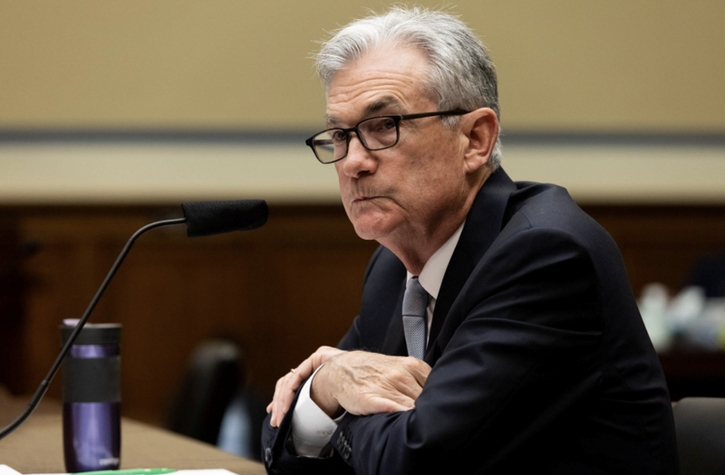 Chủ tịch Fed Jerome Powell trong phiên điều trần ngày 22/6 (Ảnh: Reuters)