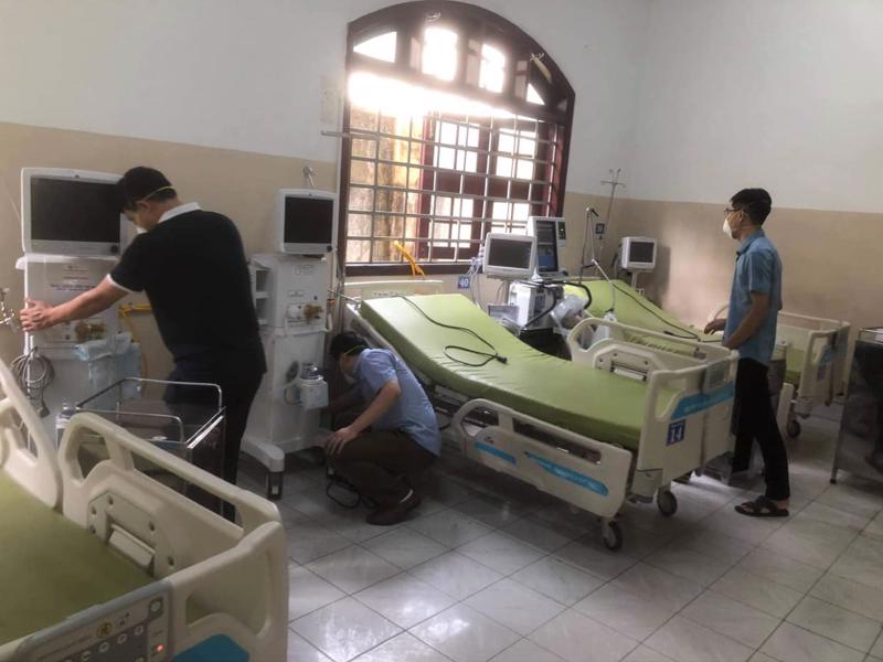 Chuyên gia Bệnh viện Bạch Mai trợ giúp hỗ trợ đơn vị ICU tại Bệnh viện Thống Nhất Đồng Nai.