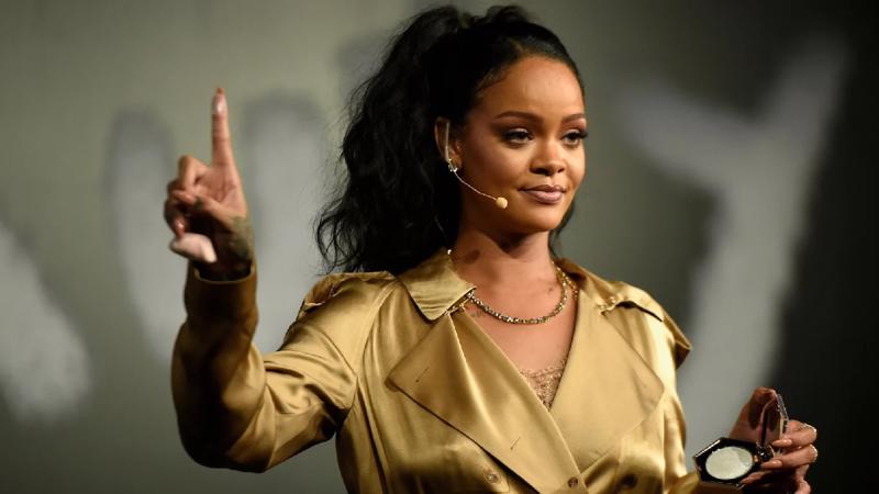 Ca sỹ Rihanna trở thành tỷ phú đô la nhờ mỹ phẩm và thời trang - Nhịp sống  kinh tế Việt Nam & Thế giới
