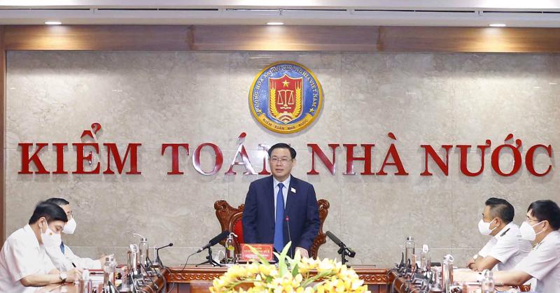 Chủ tịch Quốc hội Vương Đình Huệ phát biểu tại buổi làm việc với Kiểm toán Nhà nước ngày 12/8 - Ảnh: Quochoi.vn