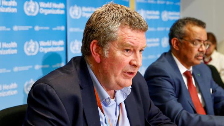 Tiến sỹ Mike Ryan, Giám đốc điều hành Chương trình Khẩn cấp y tế của WHO, trong một cuộc họp báo ở Geneva, Thuỵ Sỹ - Ảnh: Reuters.