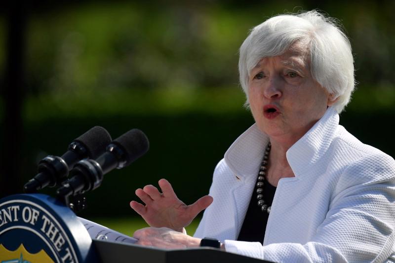 Bộ trưởng Bộ Tài chính Mỹ Janet Yellen đang lo ngại về nguy cơ hết tiền của Chính phủ nước này nếu trần nợ quốc gia không sớm được nâng - Ảnh: Reuters.