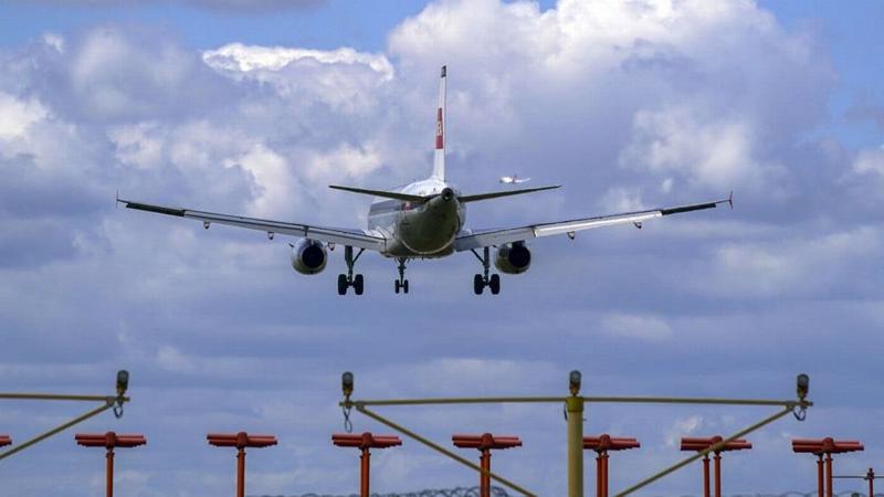 Tổng thiệt hại về lợi nhuận của các hãng hàng không toàn cầu kể từ khi đại dịch bùng phát đến nay là hơn 200 tỷ USD - Ảnh: Getty Images