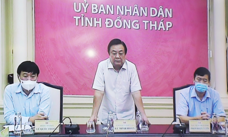 Bộ trưởng Lê Minh Hoan chủ trì hội nghị tại điểm cầu Đồng Tháp.