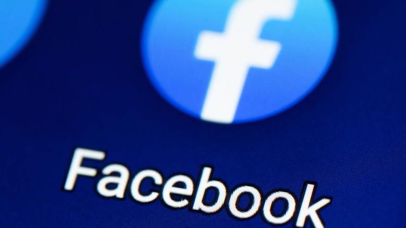 Facebook không phải là công ty công nghệ nổi tiếng đầu tiên thay đổi thương hiệu khi tham vọng của họ ngày càng mở rộng.