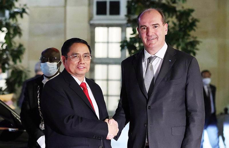Prime Minister Pham Minh Chinh and his French counterpart Jean Castex. Photo from VNA
