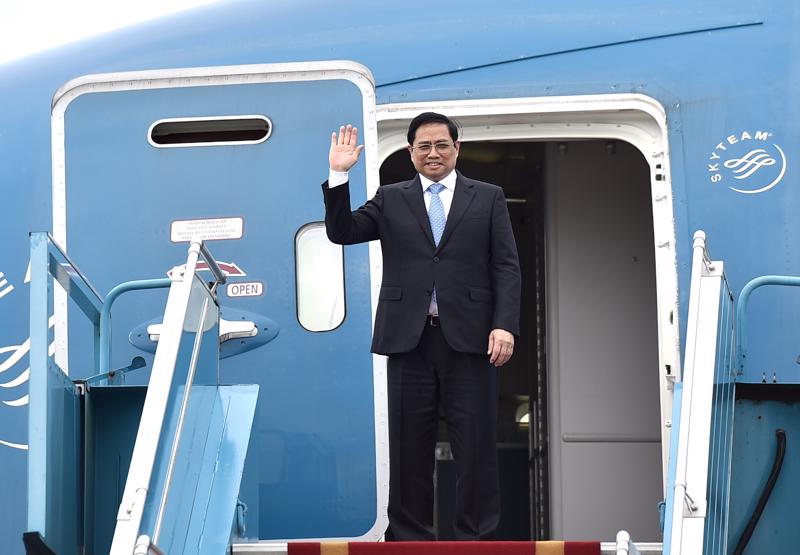 Thủ tướng Phạm Minh Chính và đoàn đại biểu cấp cao Việt Nam rời Hà Nội lên đường thăm chính thức Nhật Bản theo lời mời của Thủ tướng Nhật Bản Kishida Fumio - Ảnh: VGP