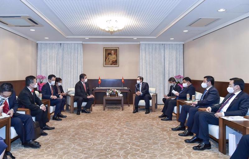 Prime Minister Pham Minh Chinh at the meeting with leaders of some of Japan’s leading corporations. Source: VGP