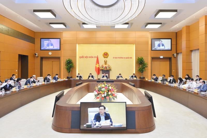 Chủ tịch Quốc hội và các Phó Chủ tịch Quốc hội làm việc với Thường trực các Ủy ban của Quốc hội về chuẩn bị các nội dung trình tại kỳ họp bất thường của Quốc hội khóa XV - Ảnh: Quochoi.vn