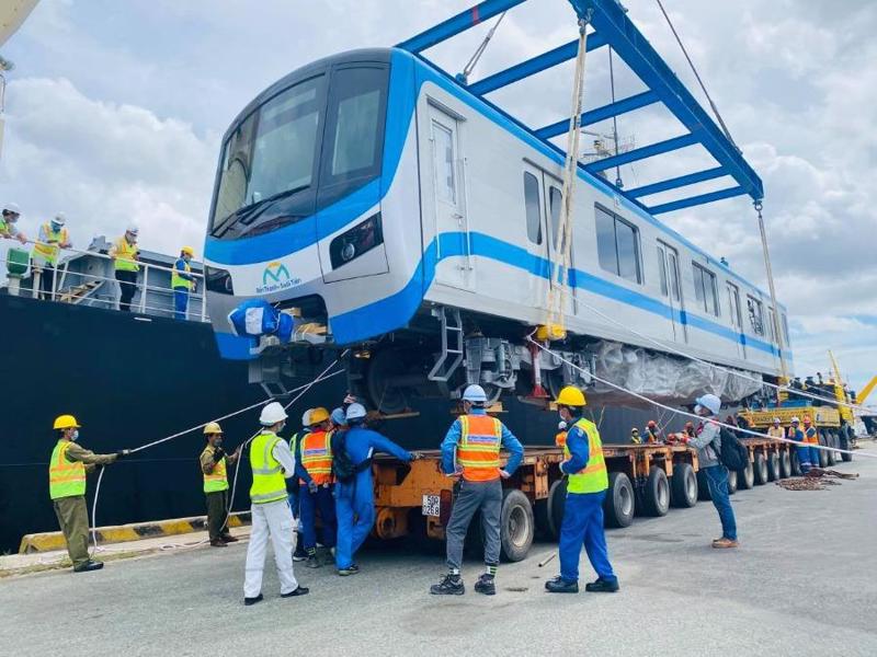 Dự án metro số 1 Bến Thành - Suối Tiên sẽ nhập về thêm 4 đoàn tàu vào cuối tháng 11 và đầu tháng 12/2021.