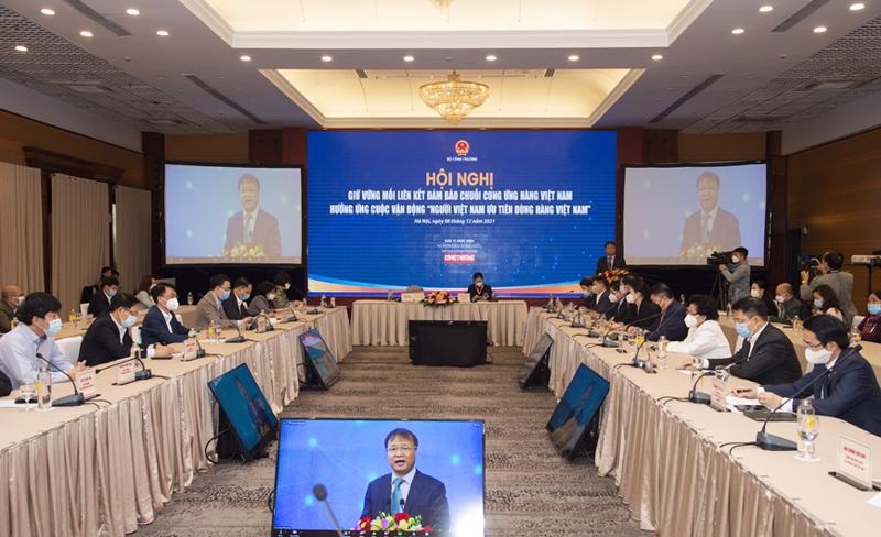 Hội nghị “Giữ vững mối liên kết đảm bảo chuỗi cung ứng hàng Việt Nam”.