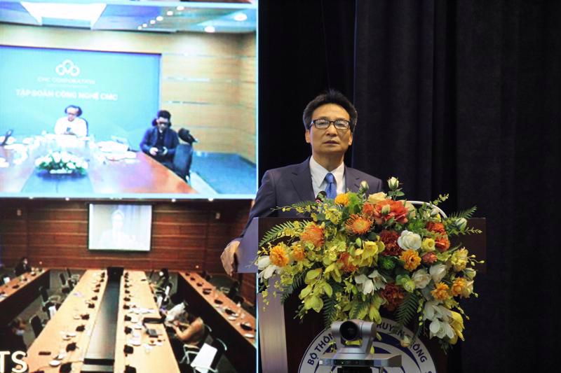 A conference summarizing work in the information and communications industry during 2021 and tasks for 2022, attended by Deputy Prime Minister Vu Duc Dam. Source: VnEconomy