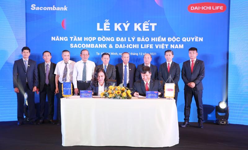 Sacombank và Dai-Ichi Life Việt Nam ký kết nâng tầm hợp đồng đại lý bảo hiểm độc quyền.