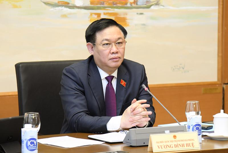 Chủ tịch Quốc hội Vương Đình Huệ phát biểu trong phiên thảo luận tổ chiều 4/1 - Ảnh: Quochoi.vn 