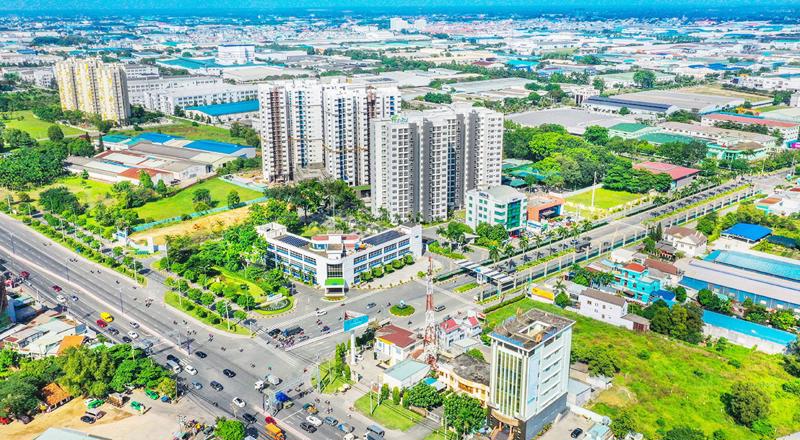 Thành phố Thuận An thu hút hàng chục ngàn lao động và chuyên gia mỗi năm.