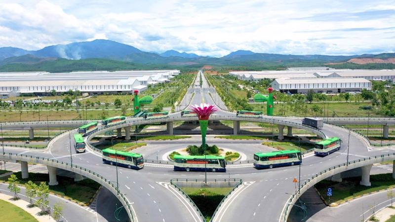 Quy mô nền kinh tế tỉnh Quảng Nam đạt hơn 102.654 tỷ đồng, xếp thứ 2 tại khu vực vùng kinh tế trọng điểm miền Trung. (Ảnh minh hoạ: Khu kinh tế mở Chu Lai).