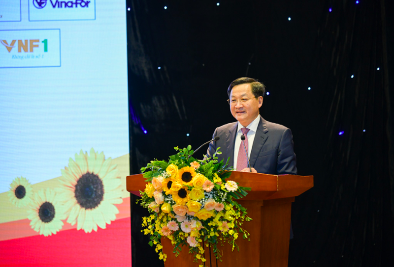 Phó thủ tướng Lê Minh Khái phát biểu chỉ đạo tại hội nghị.