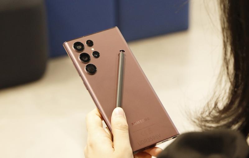 Dự đoán S22 Ultra sẽ là phiên bản được khách hàng lựa chọn nhiều nhất do có bút S Pen khá giống với Galaxy Note trước đây. 