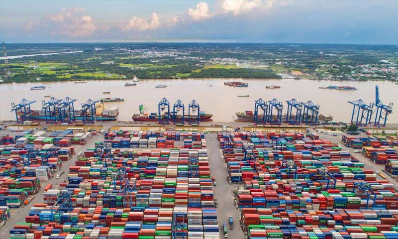 TP. Hồ Chí Minh kỳ vọng thu về khoảng 3.000 tỷ đồng mỗi năm từ phí sử dụng công trình, hạ tầng tại cảng biển