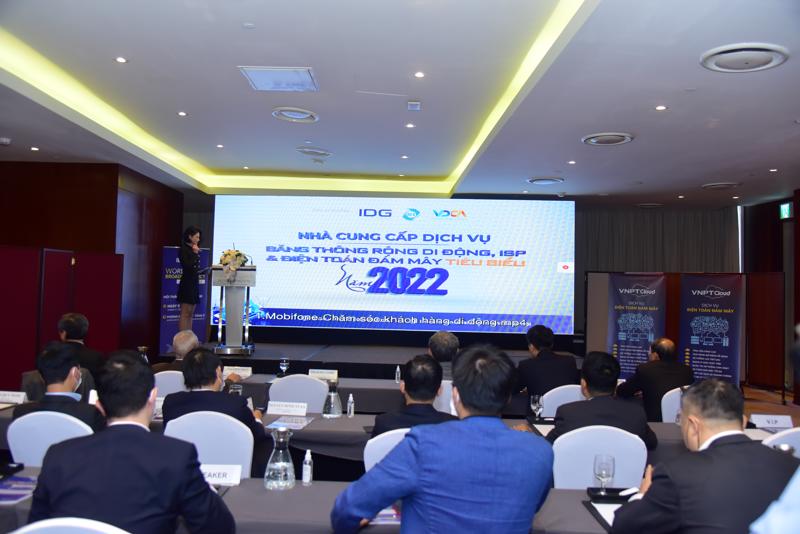 Hội thảo World Mobile Broadband & ICT 2022 do Hội Vô tuyến Điện tử Việt Nam và Tập đoàn Dữ liệu quốc tế tại Việt Nam tổ chức đã công bố và vinh danh Nhà cung cấp dịch vụ băng thông rộng di động, cố định và ISP tiêu biểu năm 2022.