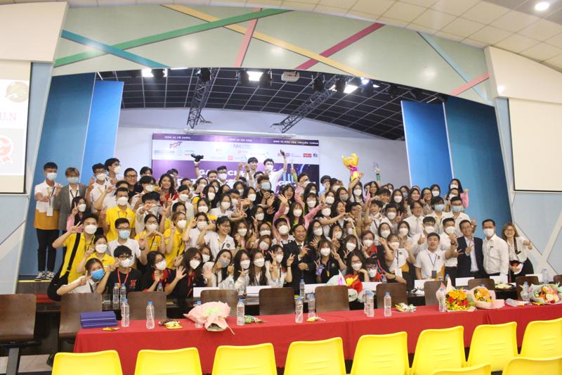 Cuộc thi đã thu hút đông đảo các sinh viên nhiều trường đại học phía Nam, từ Huế trở vào, tham gia.