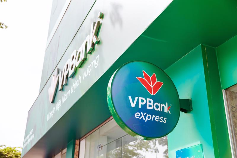 VPBank thay đổi mặt tiền chi nhánh theo định vị mới.