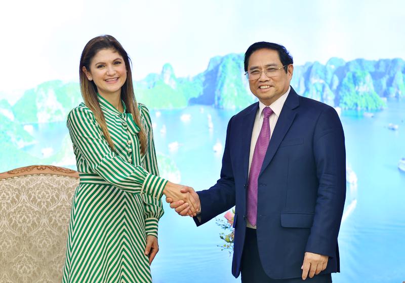 Thủ tướng Phạm Minh Chính và Bộ trưởng Ngoại giao Panama Érika Mouynes - Ảnh: Bộ Ngoại giao