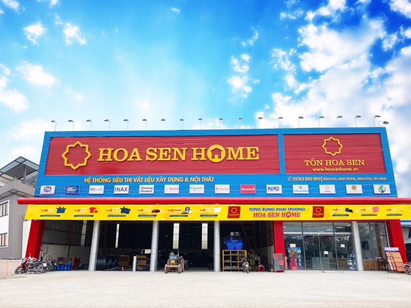 Tập đoàn Hoa Sen đã đưa vào hoạt động gần 100 cửa hàng Hoa Sen Home trên toàn quốc.