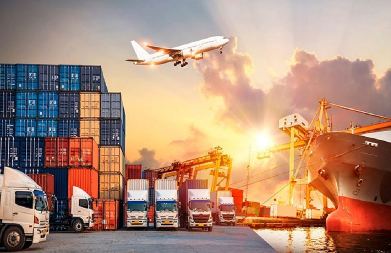 Chiến lược xuất nhập khẩu hàng hóa hướng tới gia tăng xuất khẩu và thặng dư thương mại bền vững.