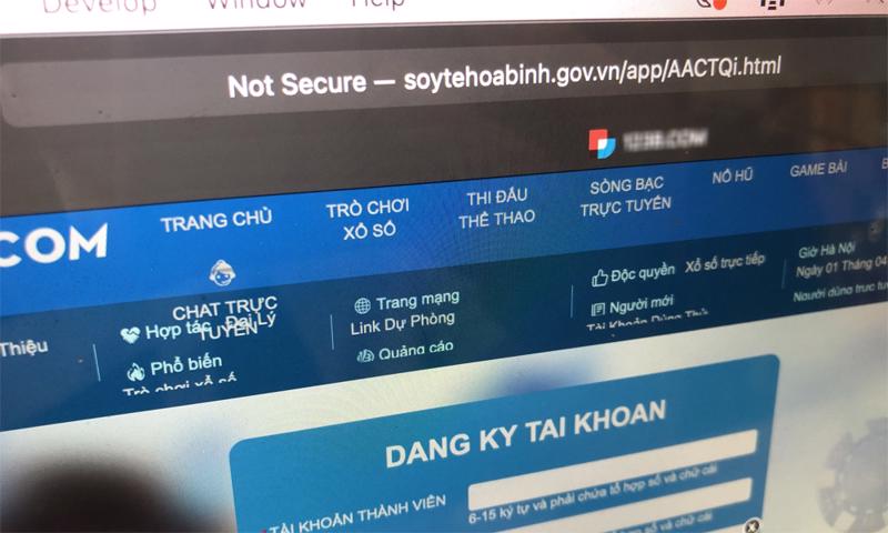 Website soytehoabinh.gov.vn thông báo hiện đang nâng cấp mã nguồn (ảnh minh họa).