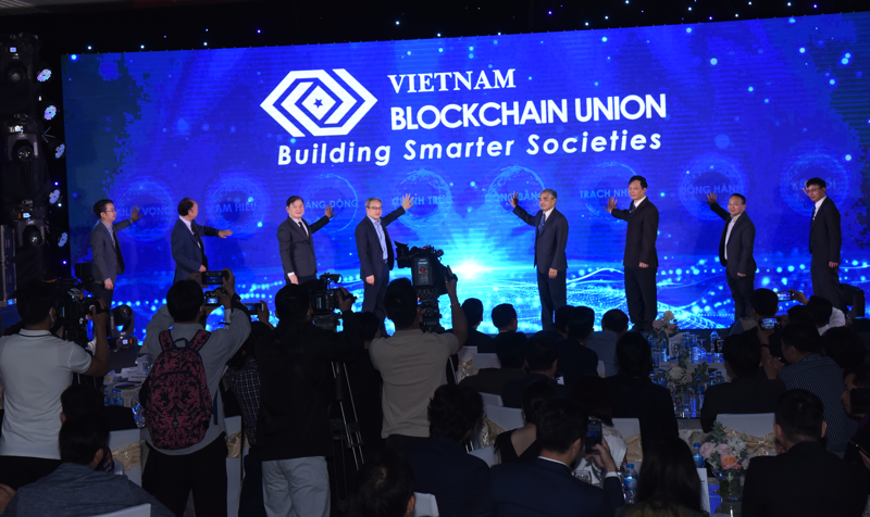 Ra mắt Liên minh Blockchain Việt Nam (VBU)