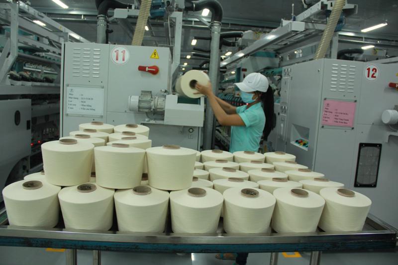 Nhà máy sợi Vinatex Phú Cường sẽ trở lại sản xuất bình thường từ ca sáng ngày 27/4/2022.