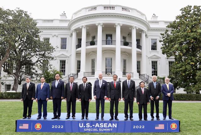 Tổng thống Mỹ Joe Biden tiếp đón các nhà lãnh đạo ASEAN - Ảnh: VGP