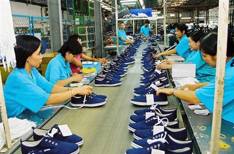 Xuất khẩu giày dép sang một số thị trường tăng mạnh.
