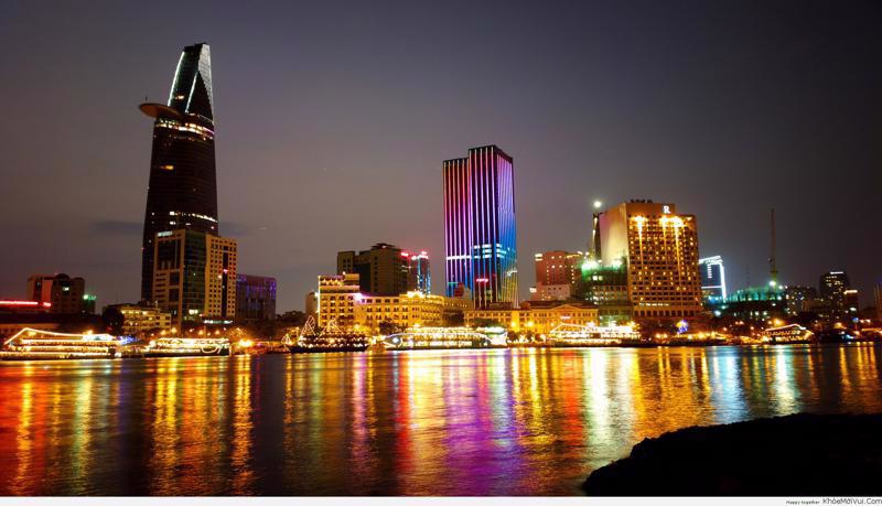 Much to do for HCMC & Da Nang to become financial centers
