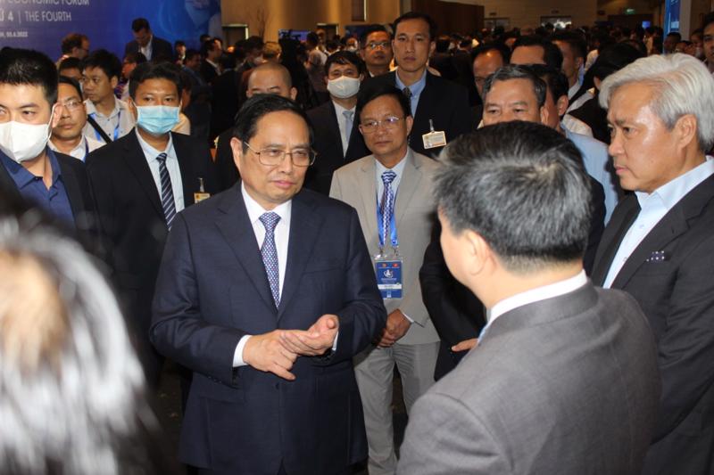 Thủ tướng Phạm Minh Chính dự Tọa đàm cấp cao, Diễn đàn Kinh tế Việt Nam lần thứ 4 tại TP.HCM. 