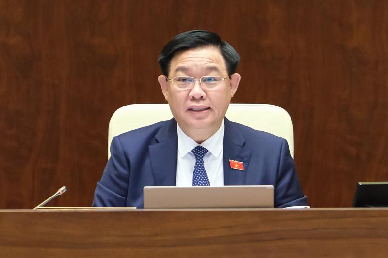 Chủ tịch Quốc hội Vương Đình Huệ đề nghị Bộ Tài chính làm rõ thêm vấn đề 4-5 tháng qua phát hành trái phiếu hầu như không có. 