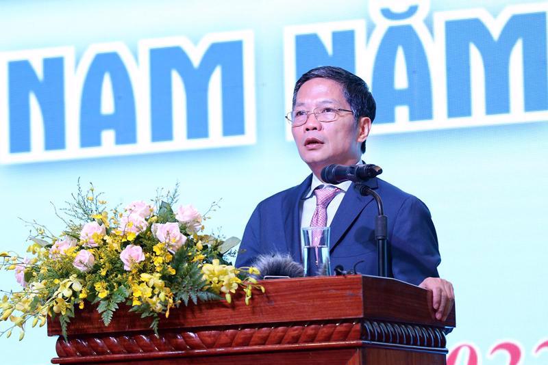 Head of the Party Central Committee's Economic Commission Tran Tuan Anh addresses the conference (Source: VnEconomy)