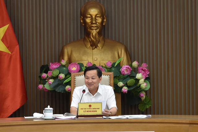 Phó Thủ tướng Lê Minh Khái, Trưởng Ban Chỉ đạo điều hành giá chủ trì cuộc họp với các bộ, ngành về điều hành giá một số mặt hàng thiết yếu. (Ảnh: VGP).