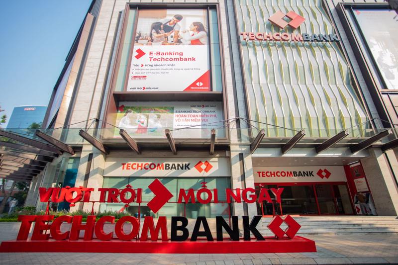 Techcombank vừa huy động thành công khoản vay hợp vốn nước ngoài trị giá lên tới 1 tỷ USD.