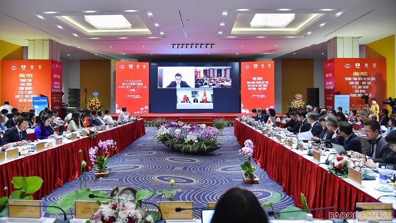 Toàn cảnh Hội nghị “Vĩnh Phúc trong kết nối hợp tác và phát triển Việt Nam–Nhật Bản năm 2022” chiều ngày 23/6 tại Vĩnh Phúc.