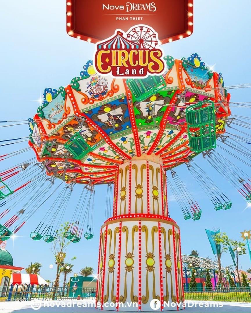 Circus Land hút 22.000 lượt khách tham quan sau 3 ngày ra mắt.