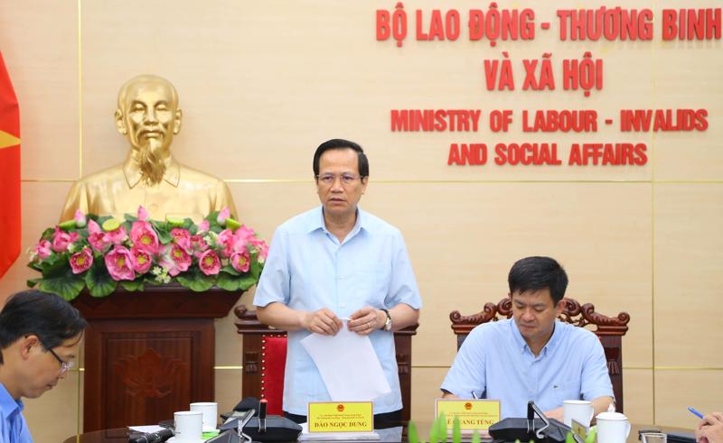 Bộ trưởng Đào Ngọc Dung làm việc với tỉnh Quảng Trị. Ảnh - MOLISA. 