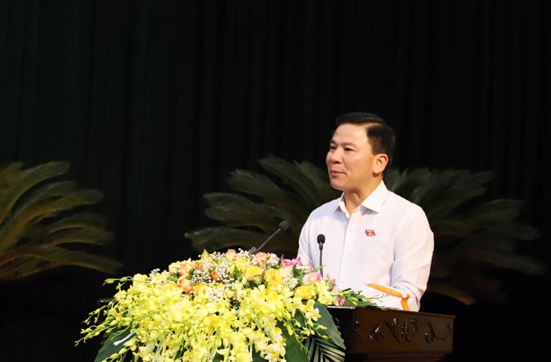 Bí thư Tỉnh Ủy, Chủ tịch Hội đồng nhân dân tỉnh Thanh Hóa phát biểu tại phiên họp