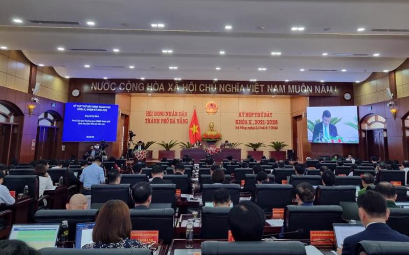 The meeting of the Da Nang City People’s Council. Photo: VnEconomy