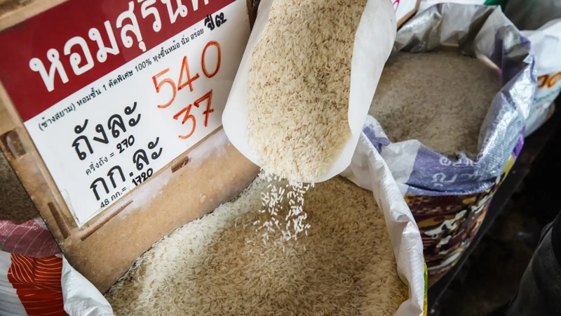 Giá lương thực chính ở châu Á không giống như giá của các mặt hàng lương thực thiết yếu khác - Ảnh: Nikkei Asia