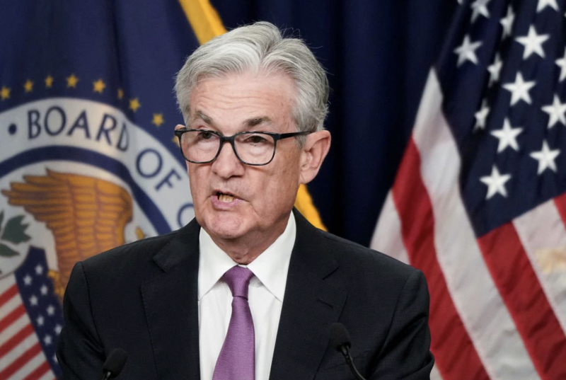 Chủ tịch Fed Jerome Powell trong cuộc họp báo ngày 27/7, sau cuộc họp chính sách tiền tệ định kỳ của Fed - Ảnh: Reuters.