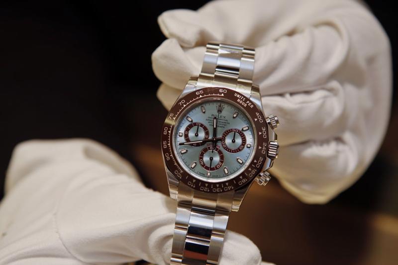 Một chiếc đồng hồ Rolex Group Daytona - Ảnh: Bloomberg.