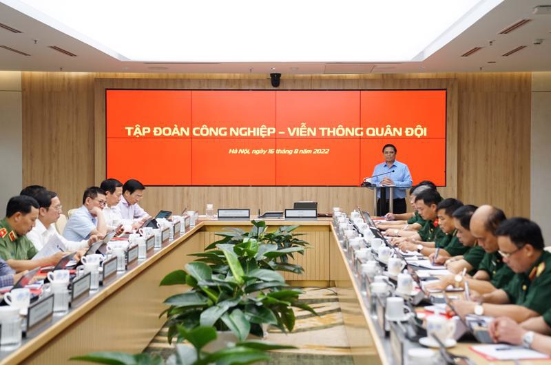 PM speaks highly of Viettel