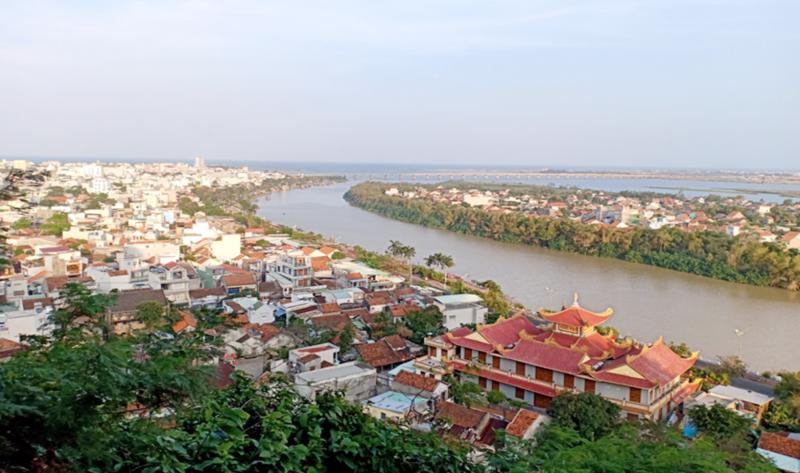 Một đoạn sông Ba chảy qua địa phận tỉnh Phú Yên.